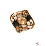 Broche ámbar