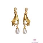 Aretes Manos Victorianas